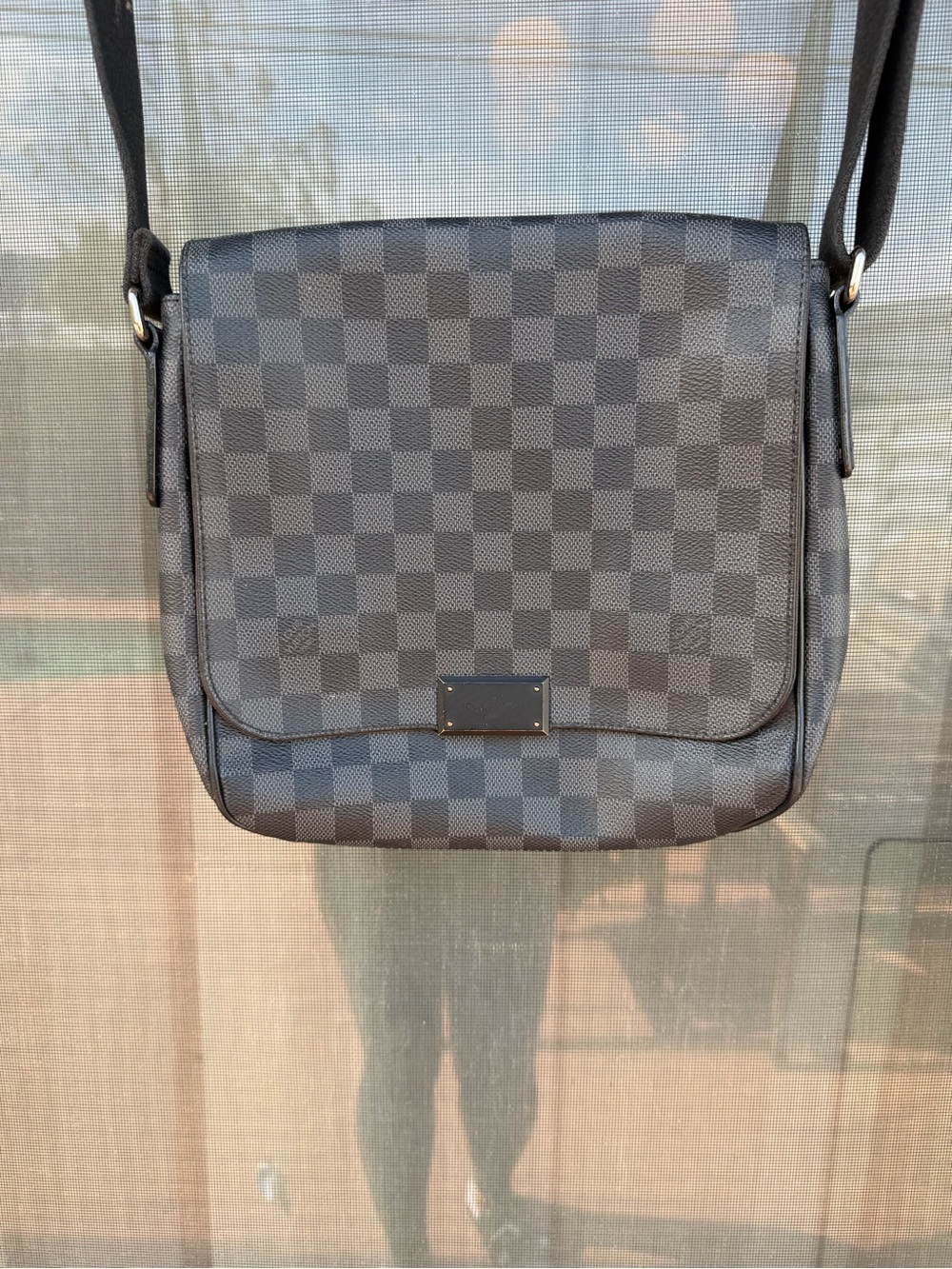 Men's Checker-Pattern Messenger Bag in Dark Gray